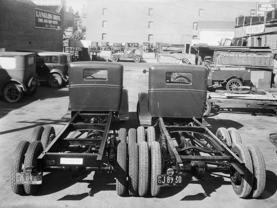  Ford Model AA 6 Wheel 1930 года  (фото 4 из 4)